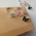 انگشتر پروانه