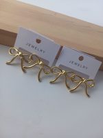 گوشواره دفرمه پاپیون